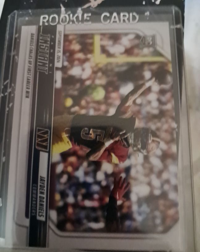 2024 Panini Instant NFL #40 Jayden Daniels — front