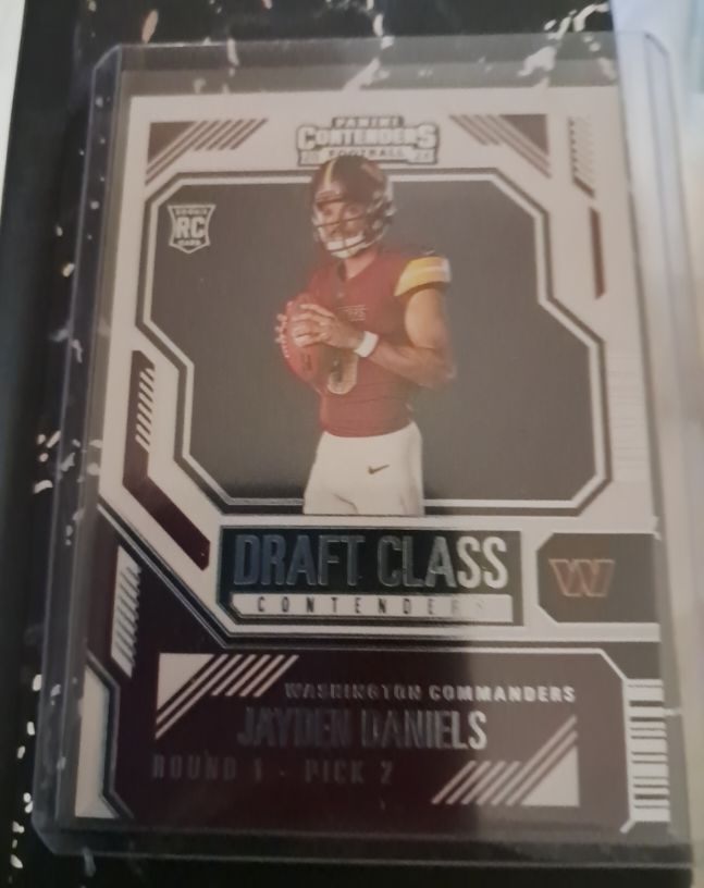 2024 Panini Contenders Draft Class #2 Jayden Daniels — front