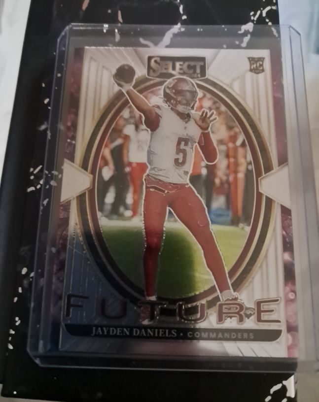 2024 Panini Select #4 Jayden Daniels — front