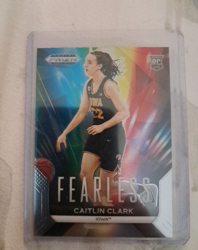 2024 Panini Prizm Draft Picks #24 Caitlin Clark Fearless Rookie — front