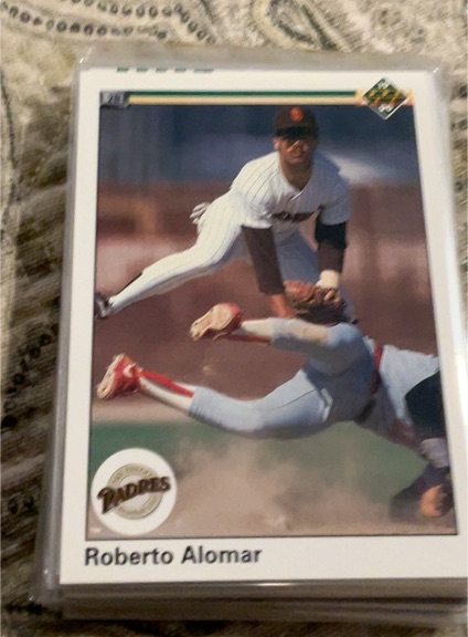 1990 Upper Deck #346 Roberto Alomar — front