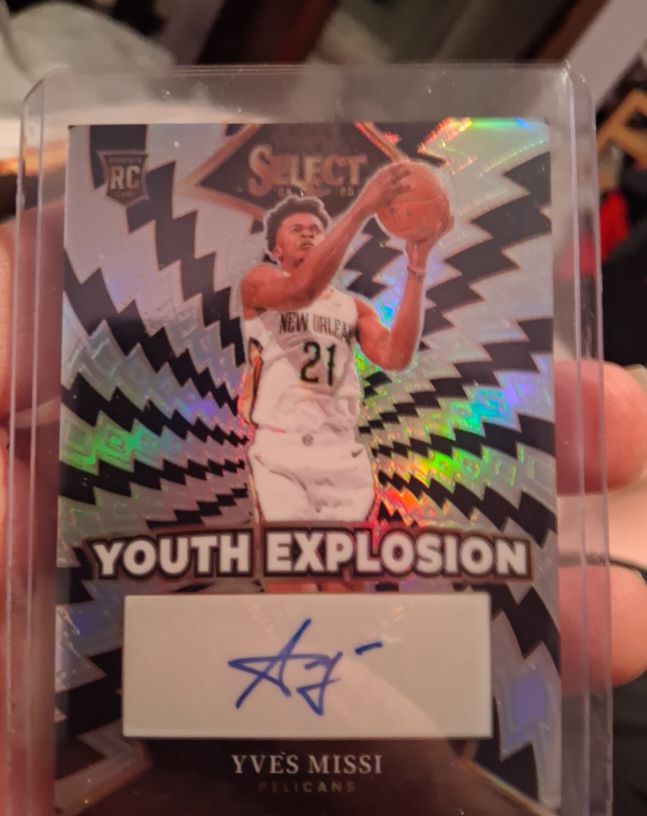 2024-25 Panini Select #YE-MIS Yves Missi Youth Explosion — front