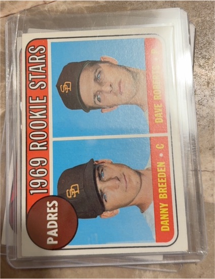 1969 Topps #536 Padres 1969 Rookie Stars Danny Breeden Dave Roberts — front