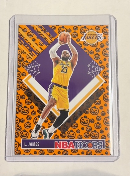 2024-25 Panini Haunted Hoops #282 LeBron James — front