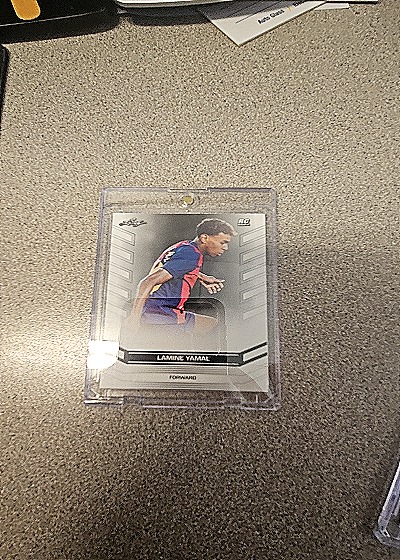 2023 Topps UEFA Champions League #Lamine Yamal — front
