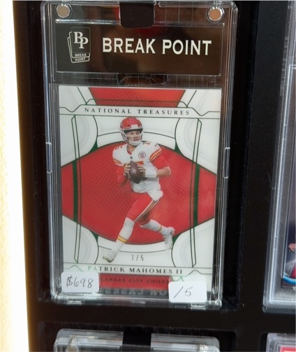 2021 Panini National Treasures #1/5 Patrick Mahomes II — front