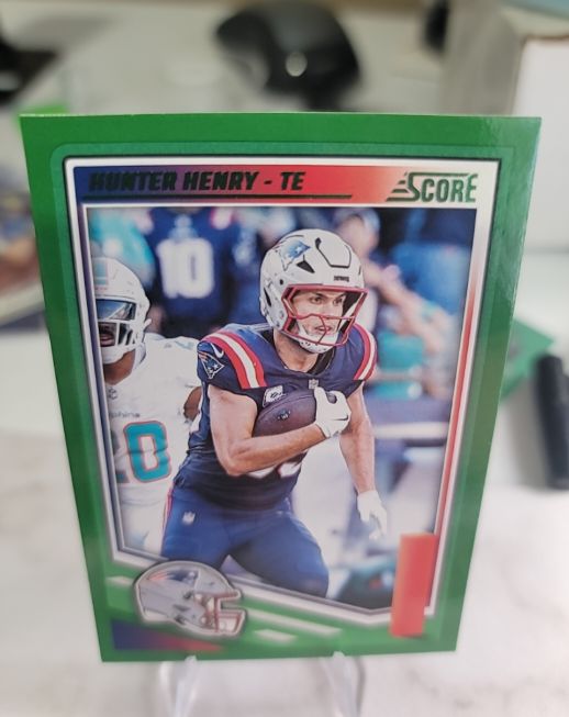 2025 Panini Score #249 Hunter Henry — front