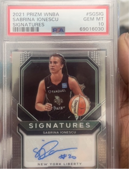 2021 Panini Prizm WNBA #SGSIG Sabrina Ionescu Signatures — front