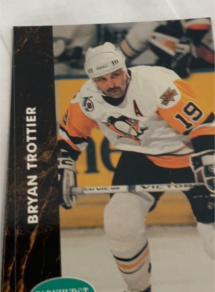 1991-92 Parkhurst #360 Bryan Trottier — front