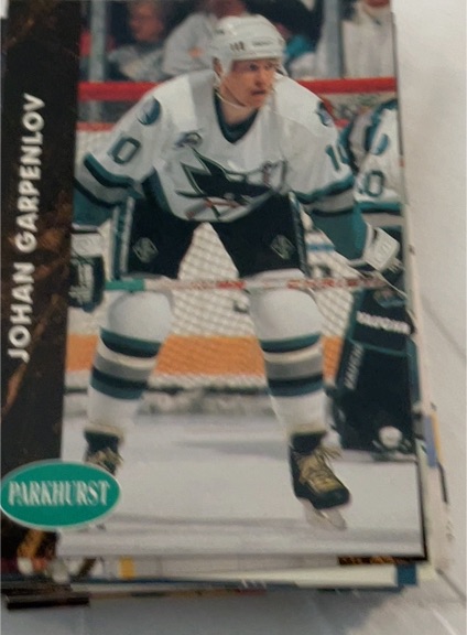 1991-92 Parkhurst Johan Garpenlov — front