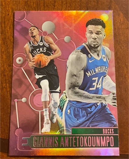 2022-23 Panini Chronicles Essentials #232 Giannis Antetokounmpo — front