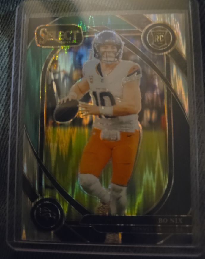 2024 Panini Select Club Level #221 Bo Nix — front