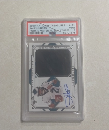 2020 Panini National Treasures #JAH Jalen Hurts Rookie Material Signatures — front