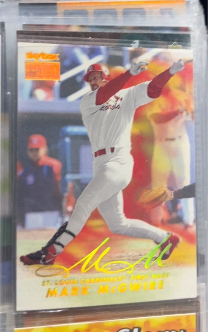 1999 SkyBox Premium #47 Mark McGwire — front