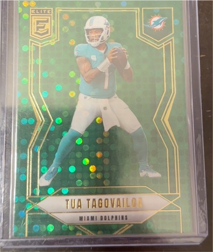 2025 Panini Donruss Elite #71 Tua Tagovailoa — front