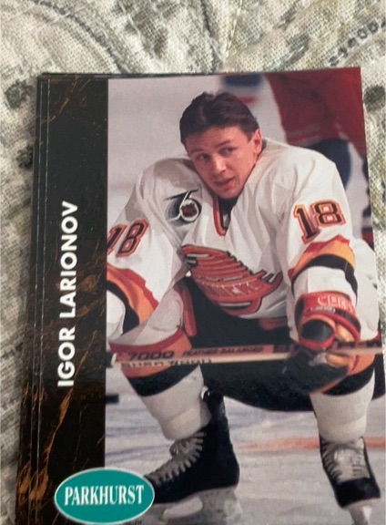 1991-92 Parkhurst #406 Igor Larionov Vancouver Canucks — front