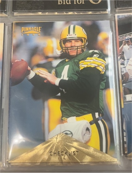 1996 Pinnacle #196 Brett Favre — front
