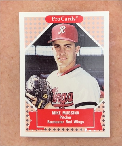 1991 ProCards Tomorrow's Heroes #1 Mike Mussina — front