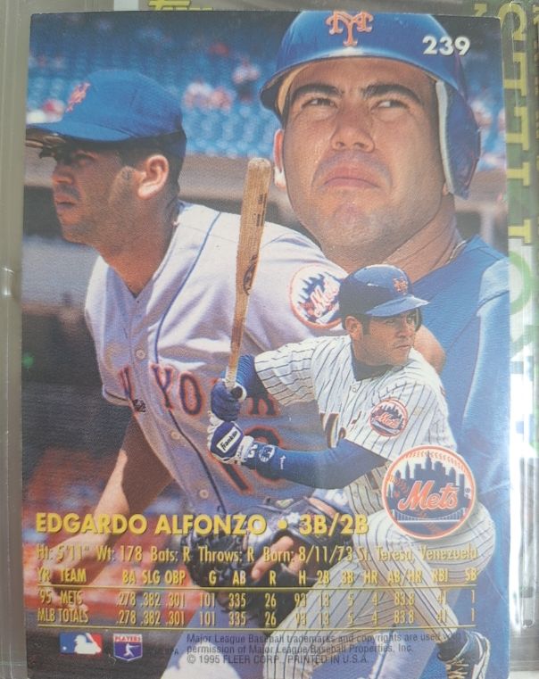 1995 Fleer #239 Edgardo Alfonzo — front