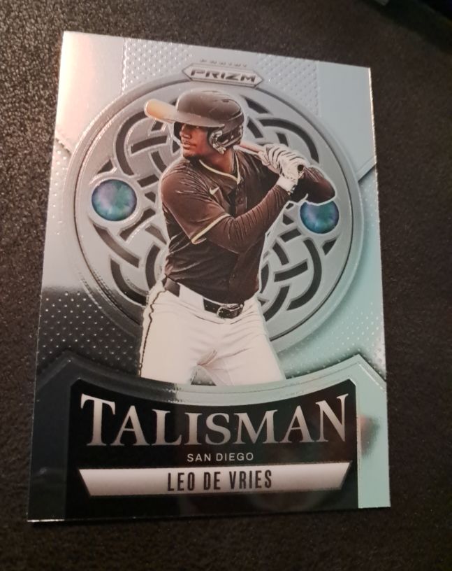 2025 Panini Prizm #17 Leo De Vries — front