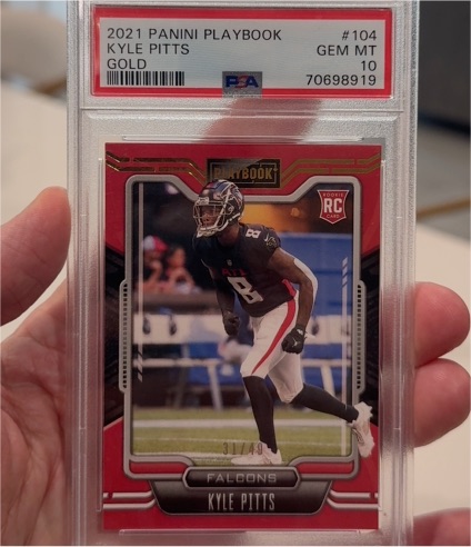 2021 Panini Playbook #104 Kyle Pitts — front