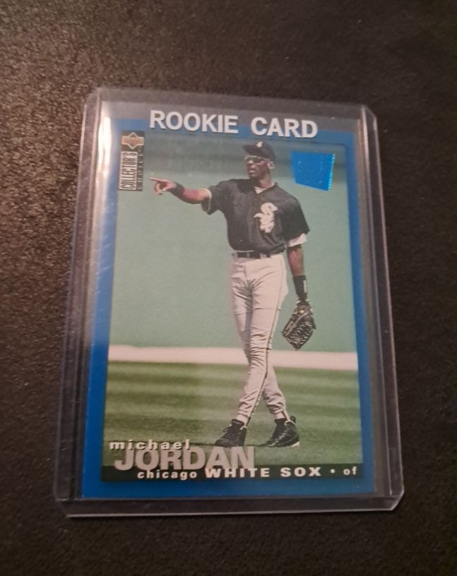 1995 Upper Deck Collector's Choice SE #238 Michael Jordan — front