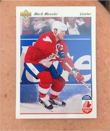 1991-92 Upper Deck #14 Mark Messier Canada Cup — front
