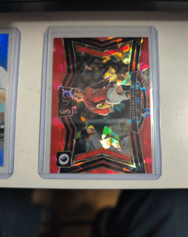 2022 Panini Select Premier League Field Level David Beckham Red Ice Prizm — front