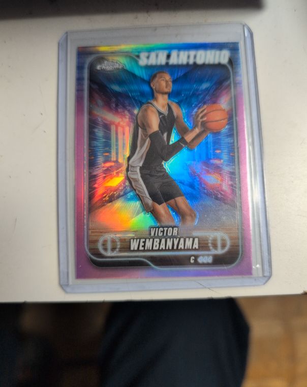 2024-25 Topps Chrome #193 Victor Wembanyama — front