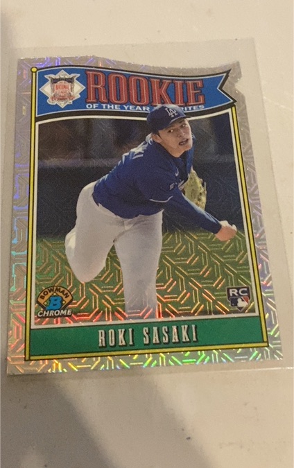 2025 Bowman Chrome #ROY-10 Roki Sasaki Rookie of the Year Favorites — front