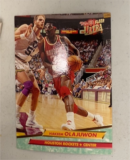 1992-93 Fleer Ultra #72 Hakeem Olajuwon — front