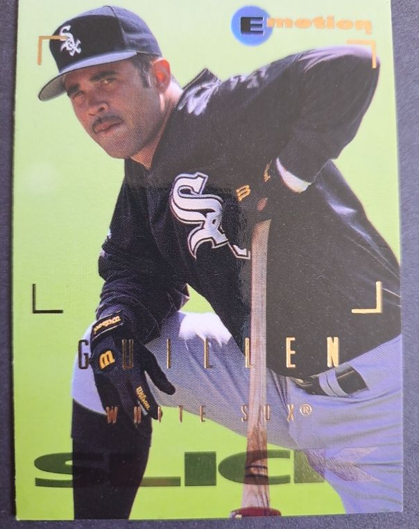 1995 SkyBox E-Motion #27 Ozzie Guillen — front