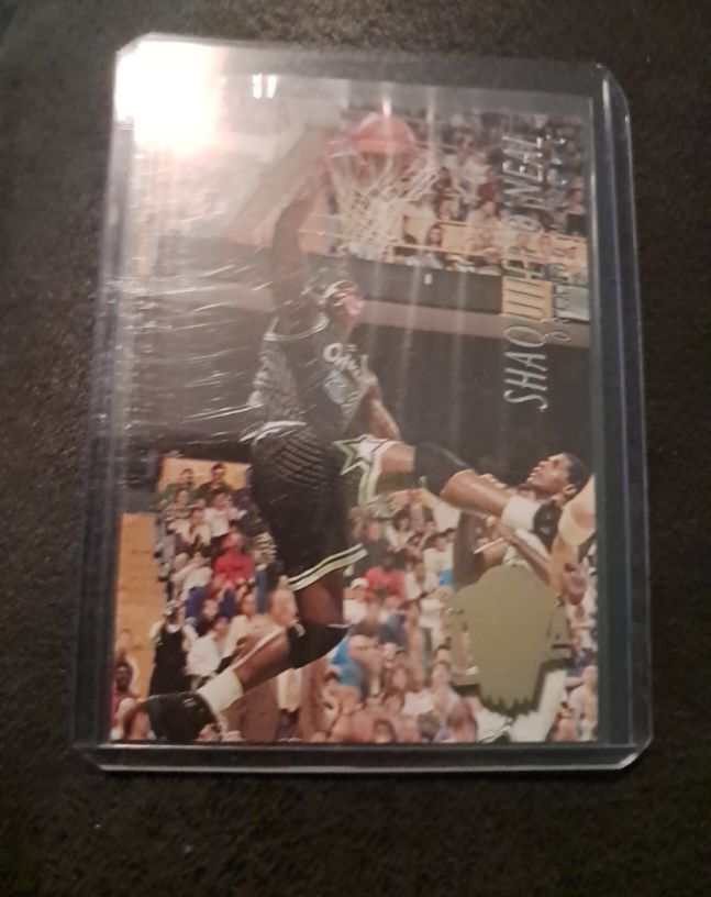 1994-95 Fleer Ultra #135 Shaquille O'Neal — front