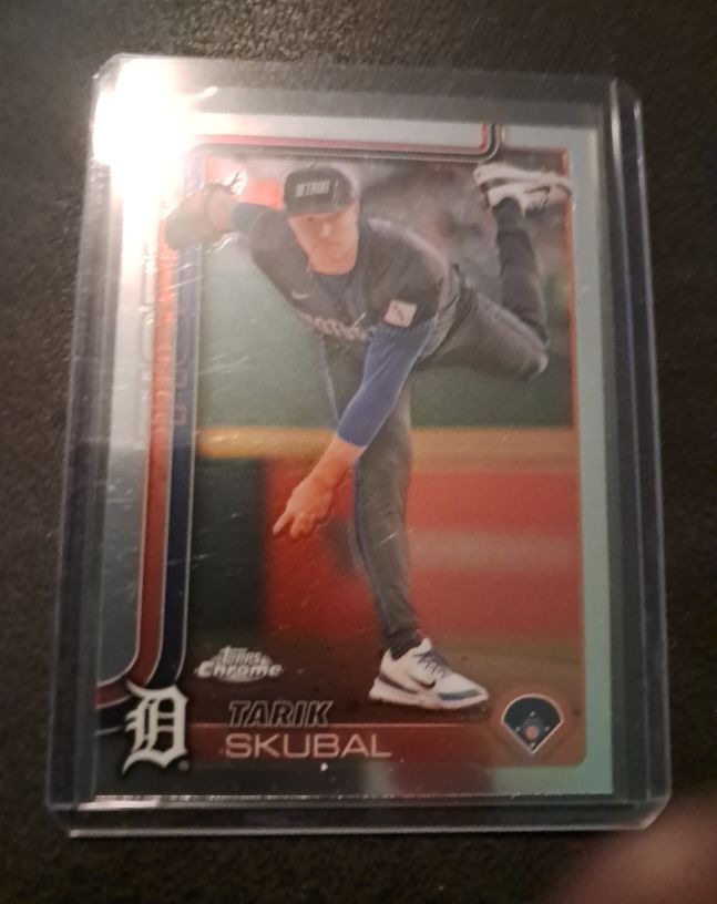 2025 Topps Chrome #258 Tarik Skubal — front