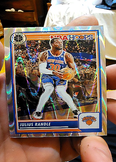 2023-24 Panini NBA Hoops Premium Stock #42 Julius Randle — front