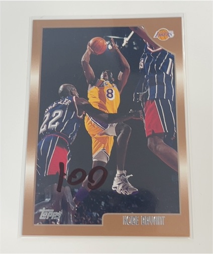 1998-99 Topps #68 Kobe Bryant — front