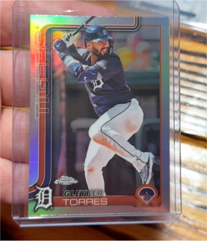 2025 Topps Chrome #190 Gleyber Torres — front