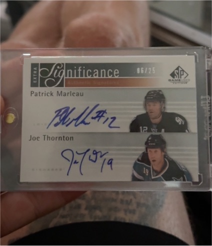 2011-12 SP Game Used Extra Significance #XSIG-PT Patrick Marleau Joe Thornton Dual Auto — front