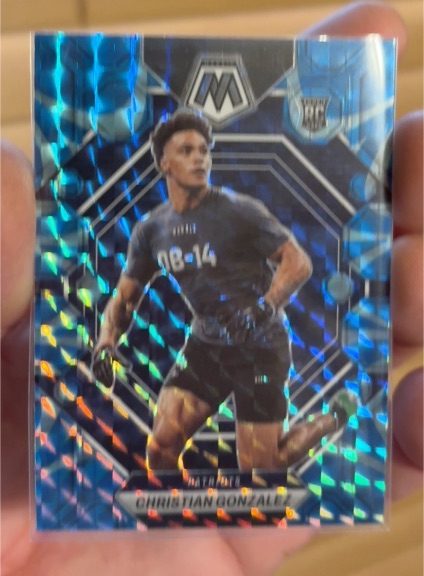 2023 Panini Mosaic #300 Christian Gonzalez — front