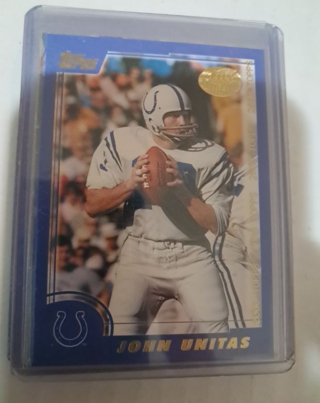 2000 Topps #19 John Unitas — front