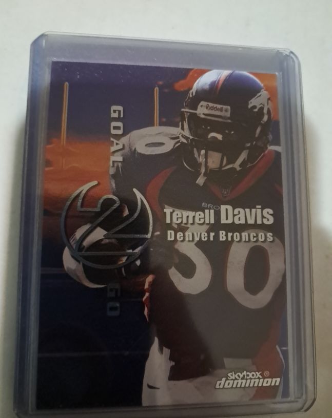1999 SkyBox Dominion #1GTG Terrell Davis / Jamal Anderson Goal 2 Go — front