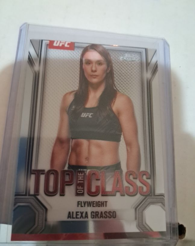 2025 Topps Chrome UFC #TTC-3 Alexa Grasso Top of the Class — front
