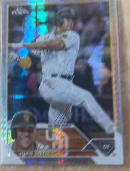 2023 Topps #392 Josh Hader — front
