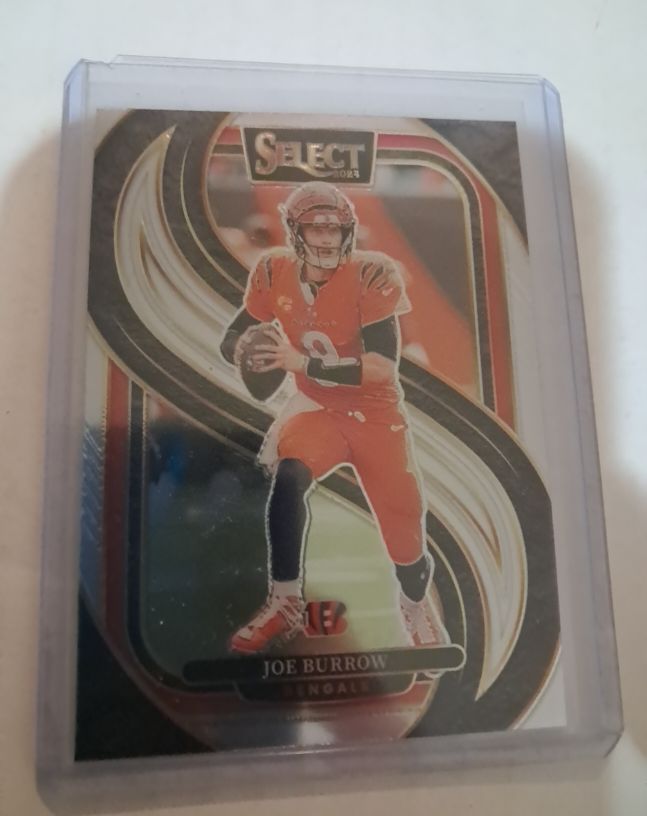 2024 Panini Select #127 Joe Burrow Premier Level Silver Prizm Die-Cut — front