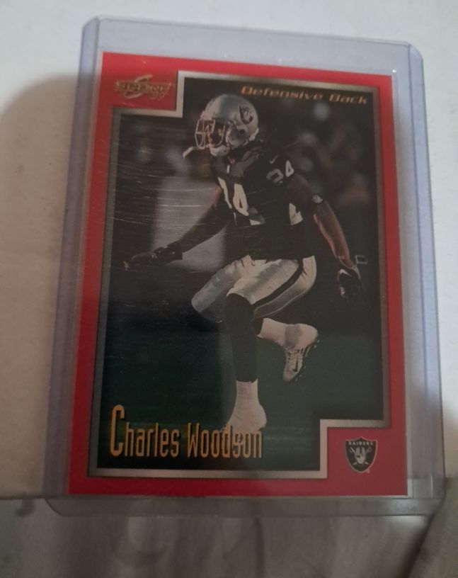 1999 Score #215 Charles Woodson — front
