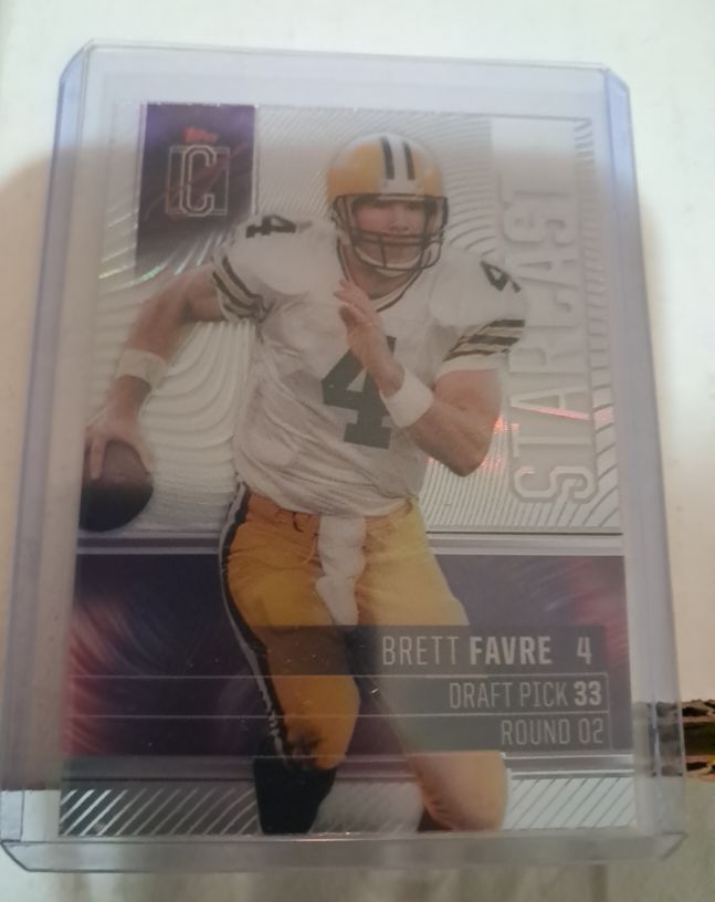 2024 Topps Signature Class Brett Favre Star Cast #SC-8 — front