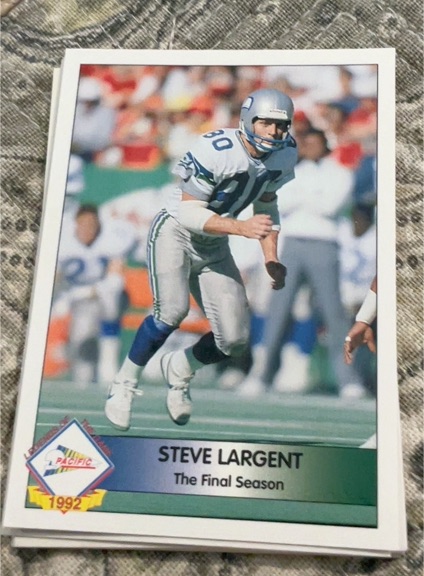 1992 Pacific #8 Steve Largent — front