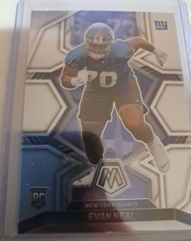 2022 Panini Mosaic #368 Evan Neal — front