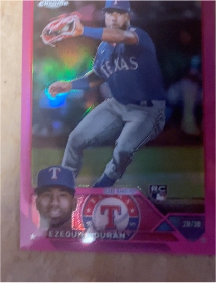 2023 Topps Chrome #36 Ezequiel Duran Pink Refractor Rookie Card — front