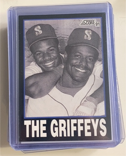 1991 Score #841 The Griffeys Ken Griffey Jr. & Ken Griffey Sr. — front